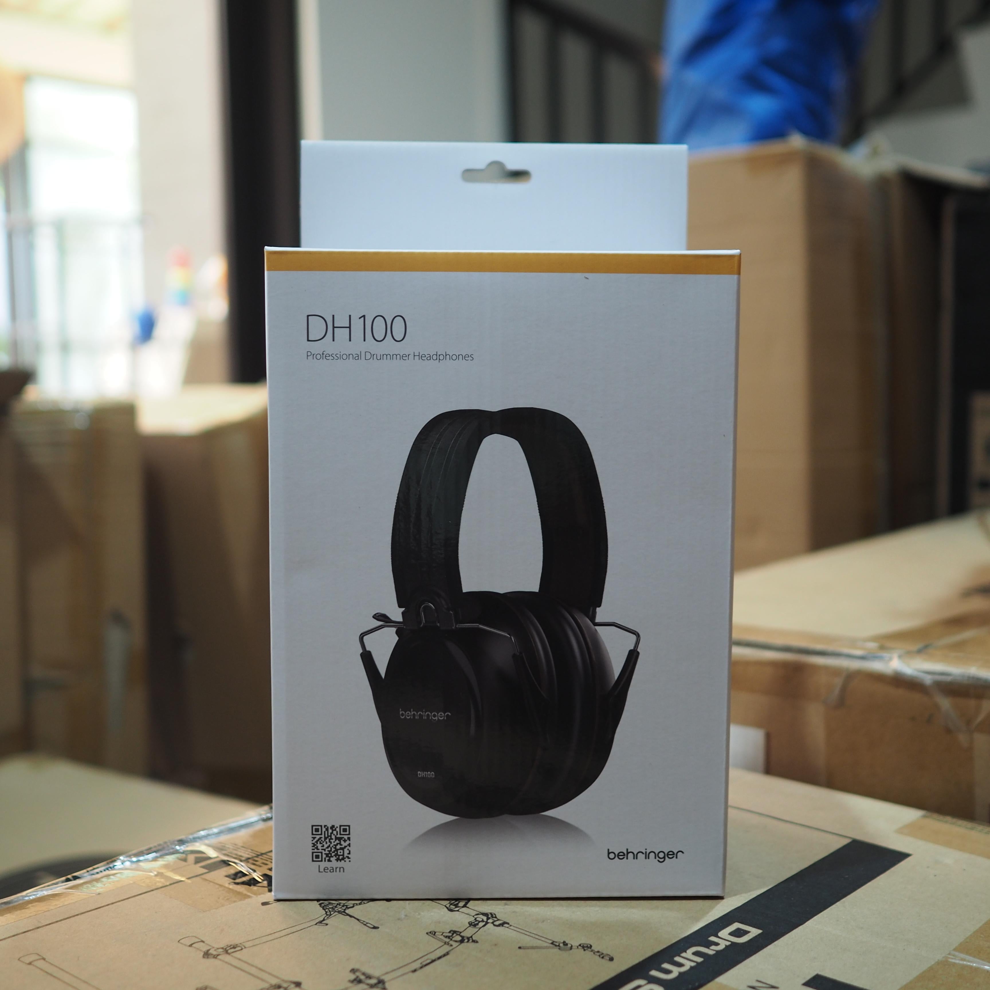 BEHRINGER DH100 Professional Studio Reference Headphones | Drummer