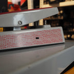CRY BABY CBJ95SW JUNIOR WAH SPECIAL EDITION WHITE - Wah Efek Pedal