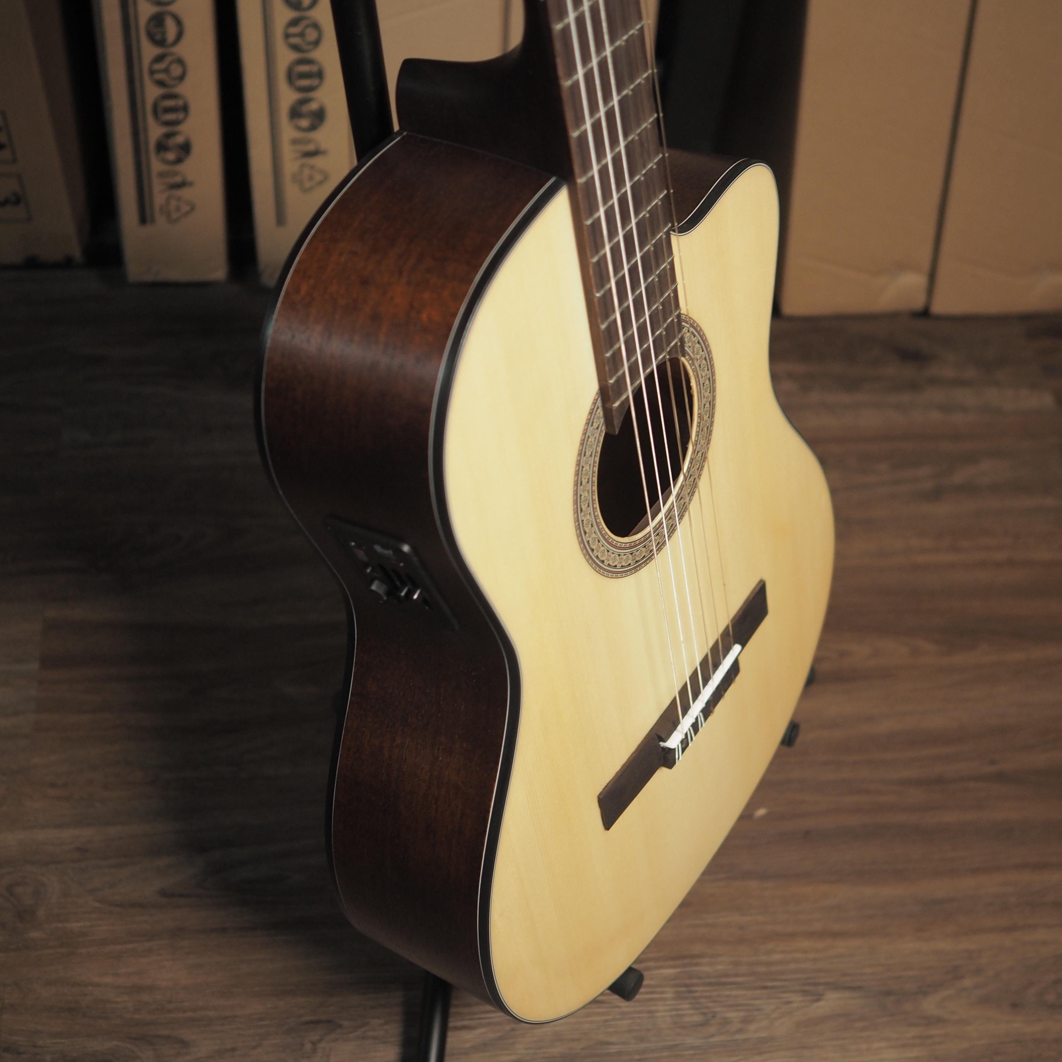 CORT CEC-1 Classic Nylon Acoustic Electric Guitar - Akustik Nilon CEC1 CE-C1