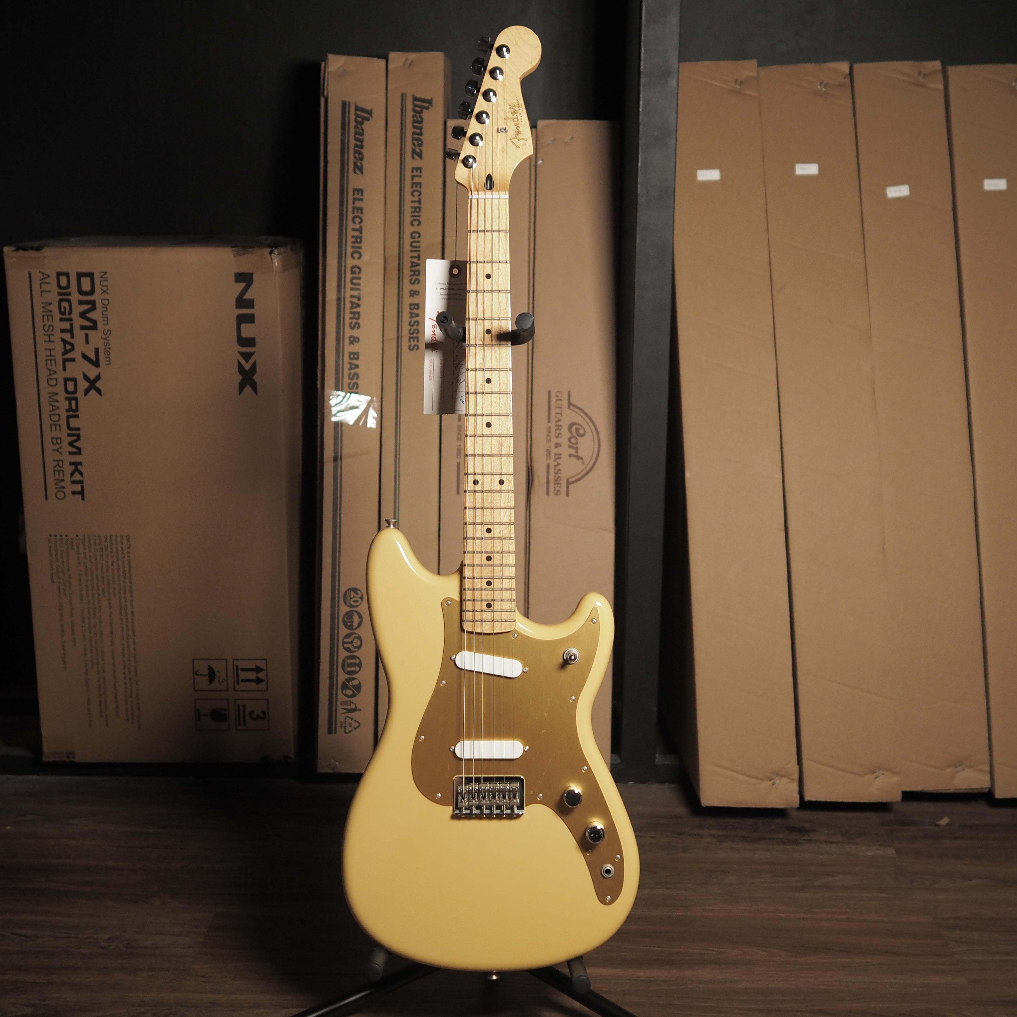 FENDER DUO SONIC ELECTRIC GUITAR MAPLE FB - Gitar Elektrik