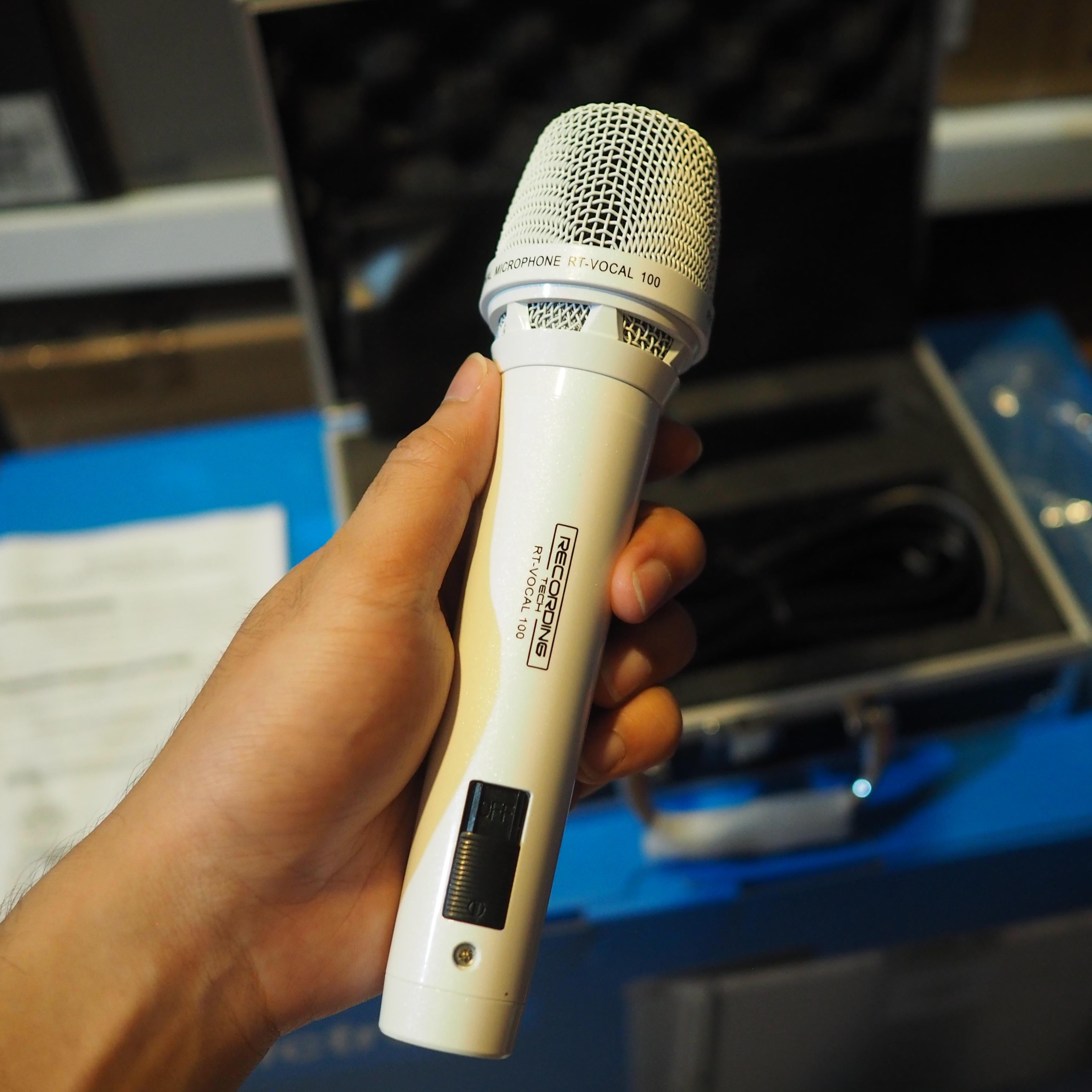 Recording Tech RT Vocal100 Professional Dynamic Mic - Mic RT Vocal 100 Microphone