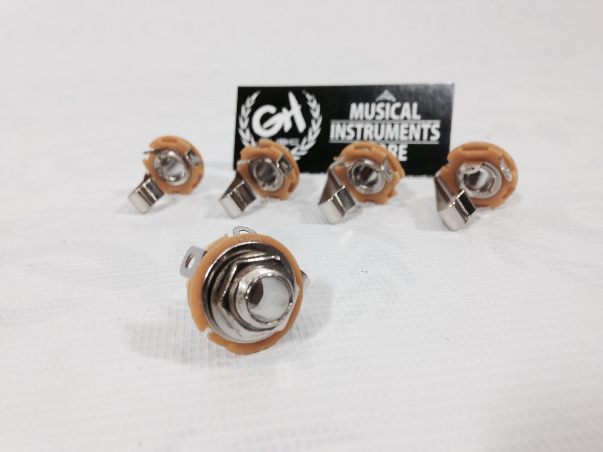 ROUND JACK GUITAR/BASS
