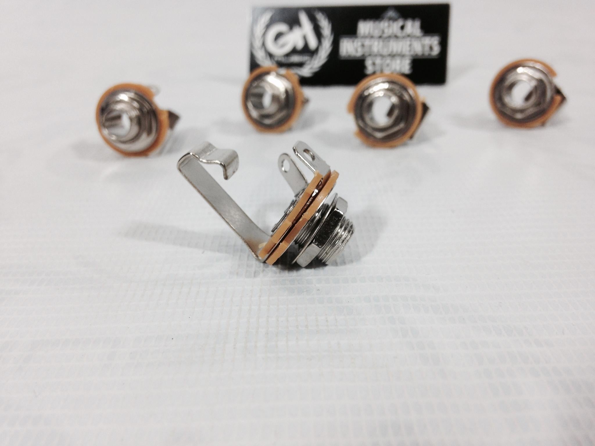 ROUND JACK GUITAR/BASS