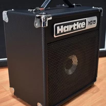 HARTKE HD15 COMBO BASS AMPLIFIER