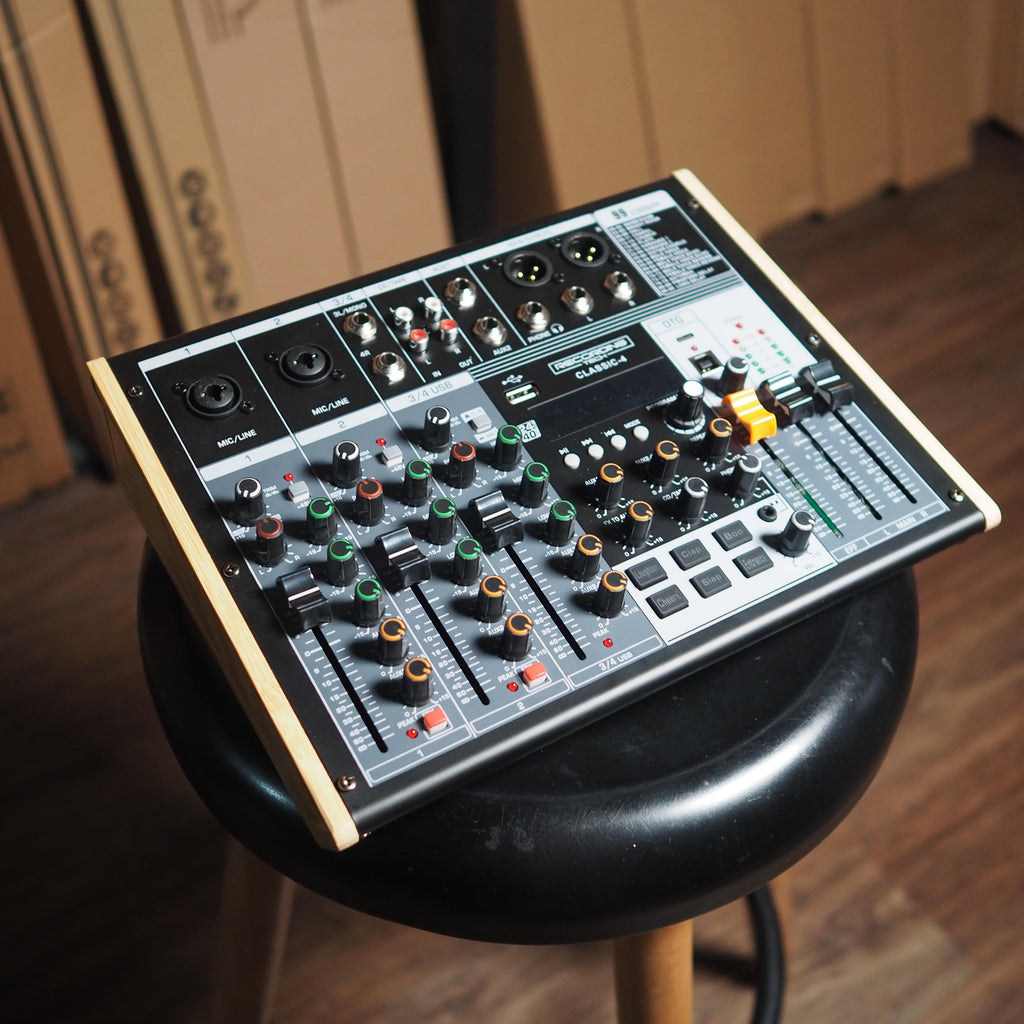 Recording Tech Classic4 4 Channel Audio Mixer With Built in Battery & USB | RT-CLASSIC 4 Baterai Tanam Charge Chas