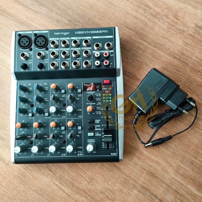 BEHRINGER XENYX 1002SFX Audio Mixer with USB Streaming Interface