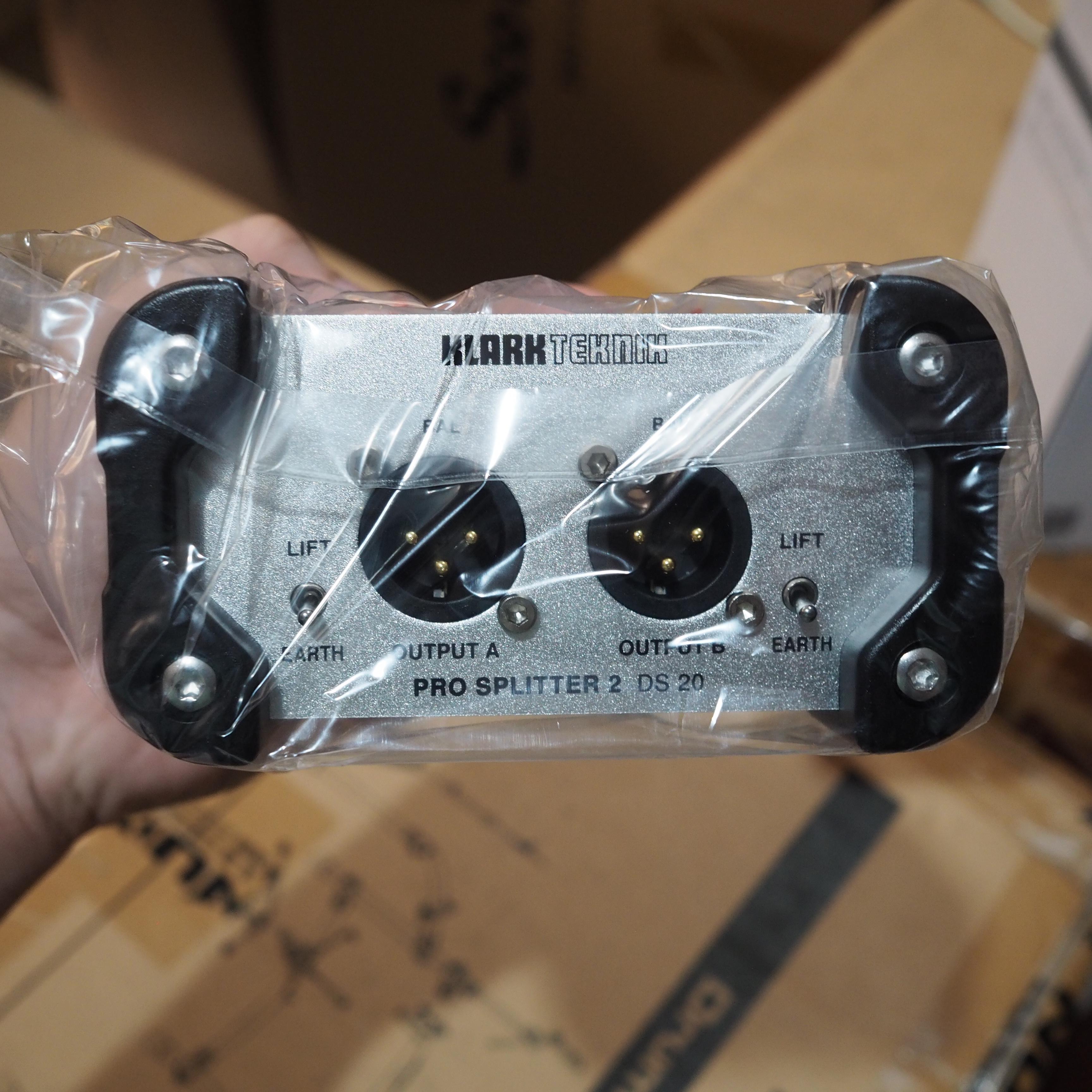 Klark Teknik DS 20 Passive 1-In/2-Out Signal Splitter With Midas