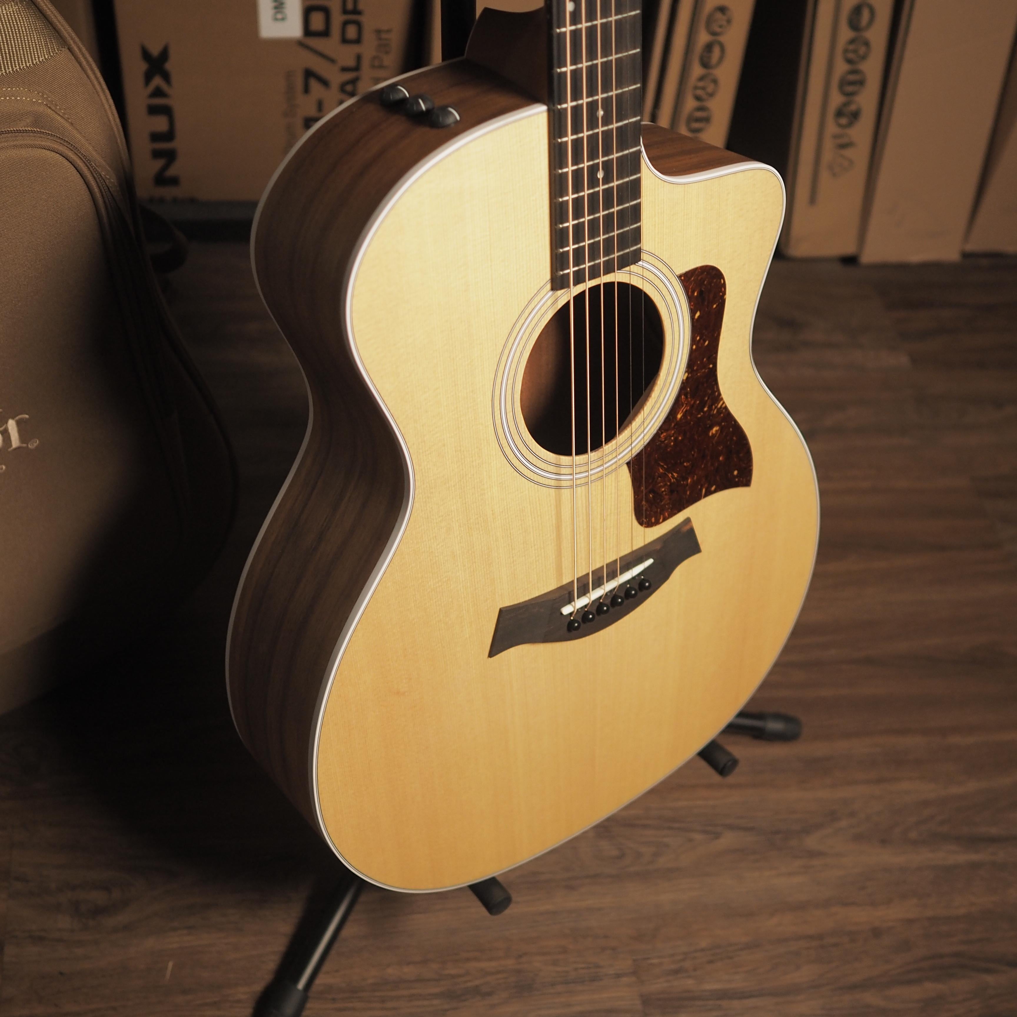 TAYLOR 214ce Rosewood/Spruce Grand Auditorium Acoustic Guitar | Gitar