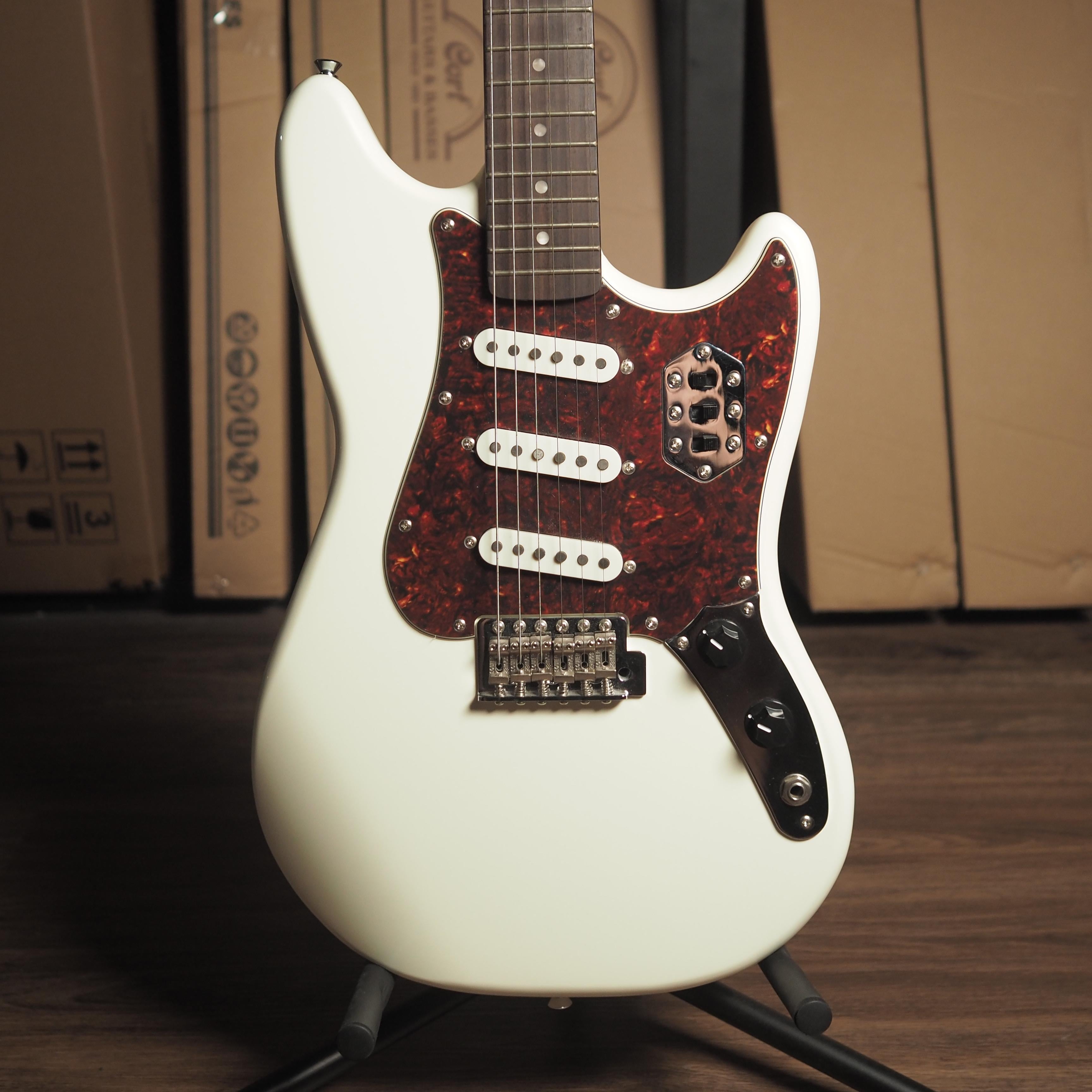 Squier Paranormal Series Cyclone Electric Guitar | Gitar Listrik