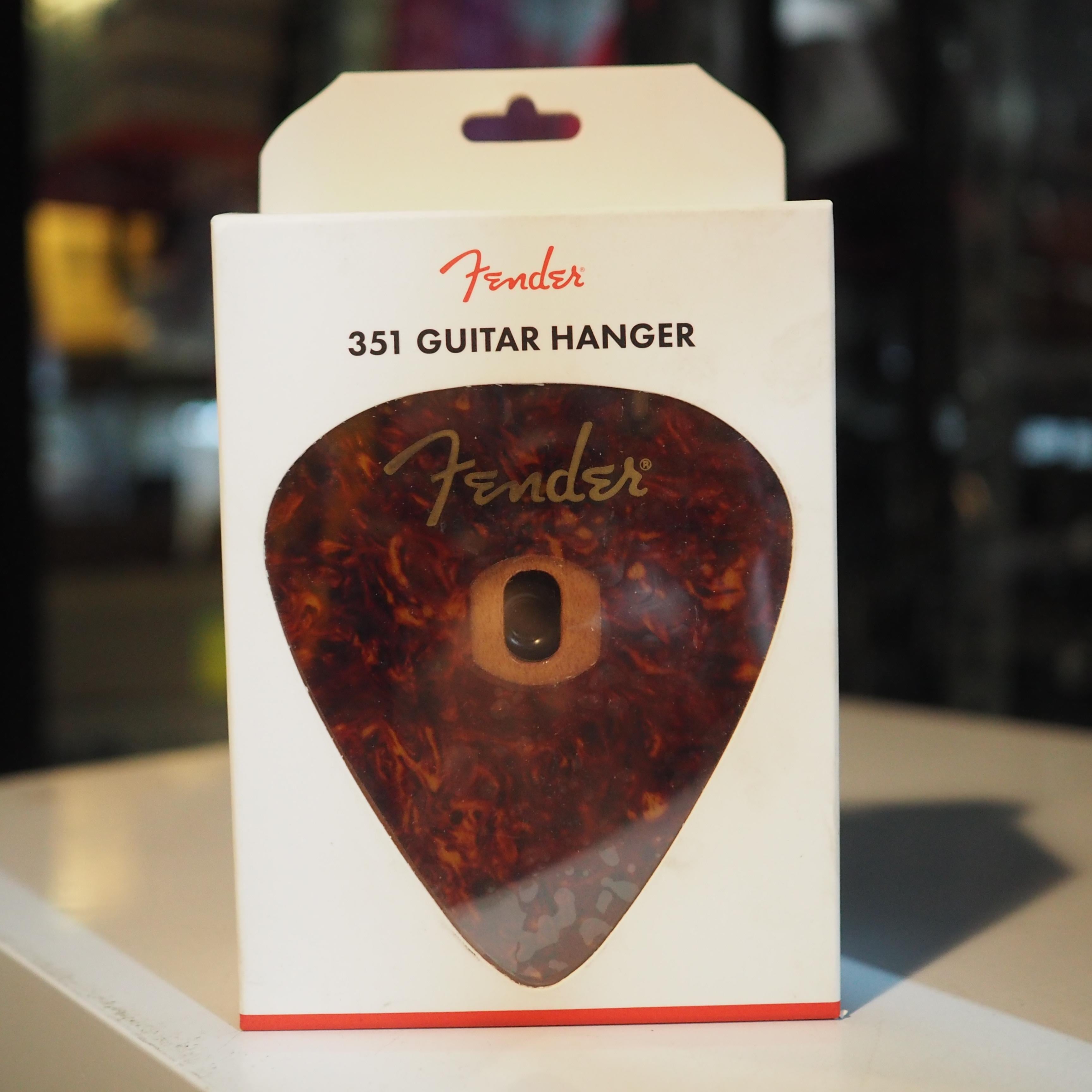 Fender 351 Guitar Wall Hanger - Stand Gantung Gitar Bass