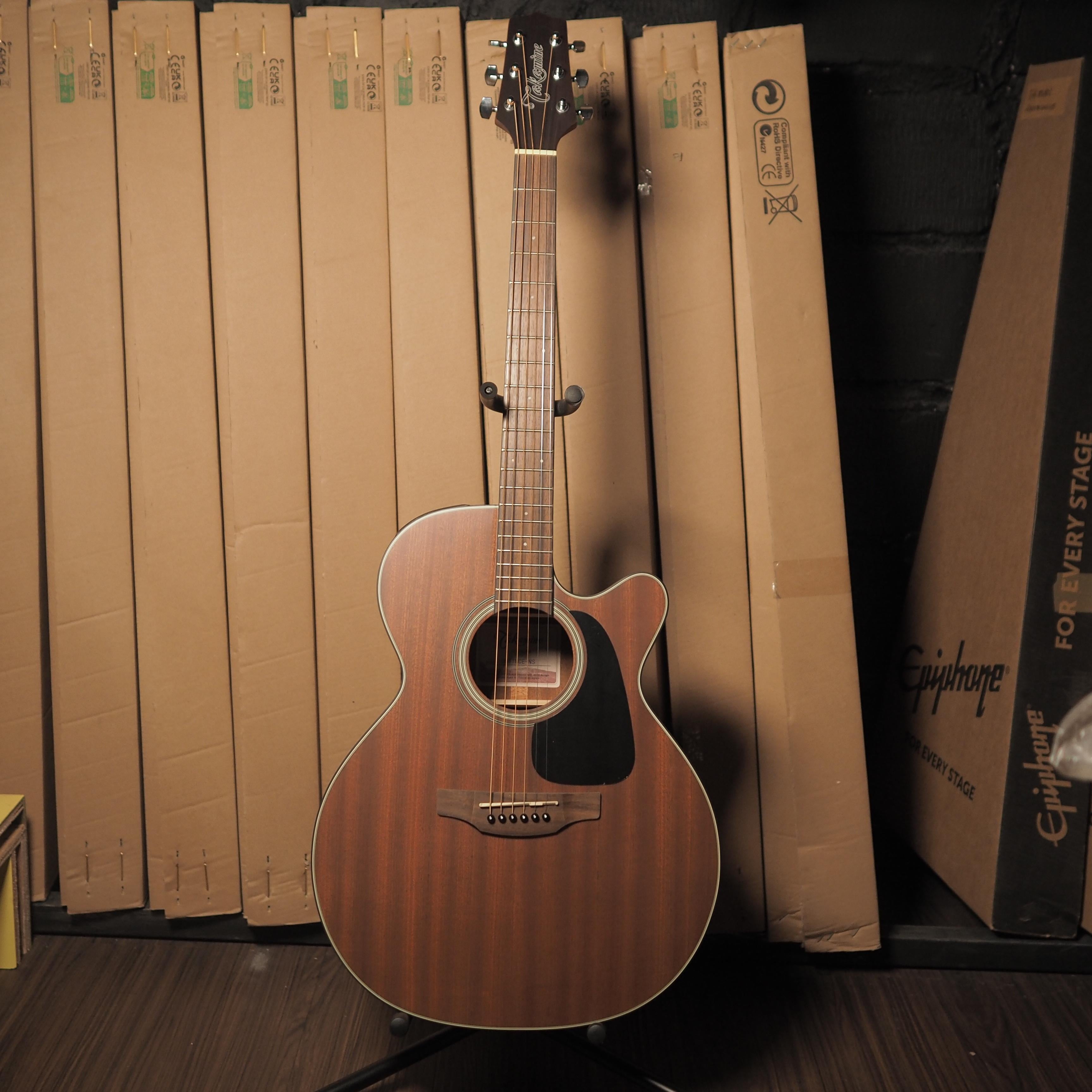 Takamine GN11MCE Nex Body Acoustic Electric Guitar - Gitar Akustik