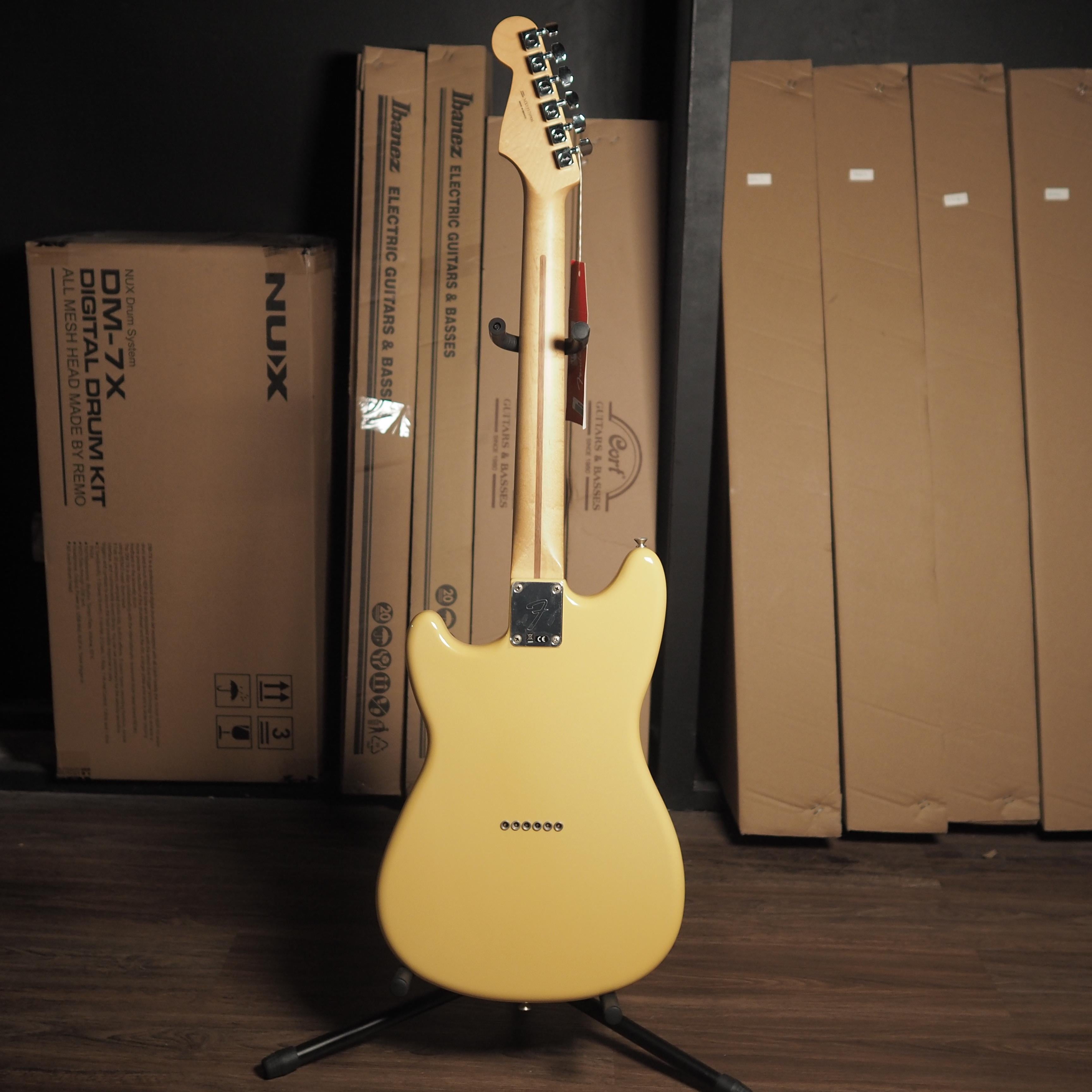 FENDER DUO SONIC ELECTRIC GUITAR MAPLE FB - Gitar Elektrik