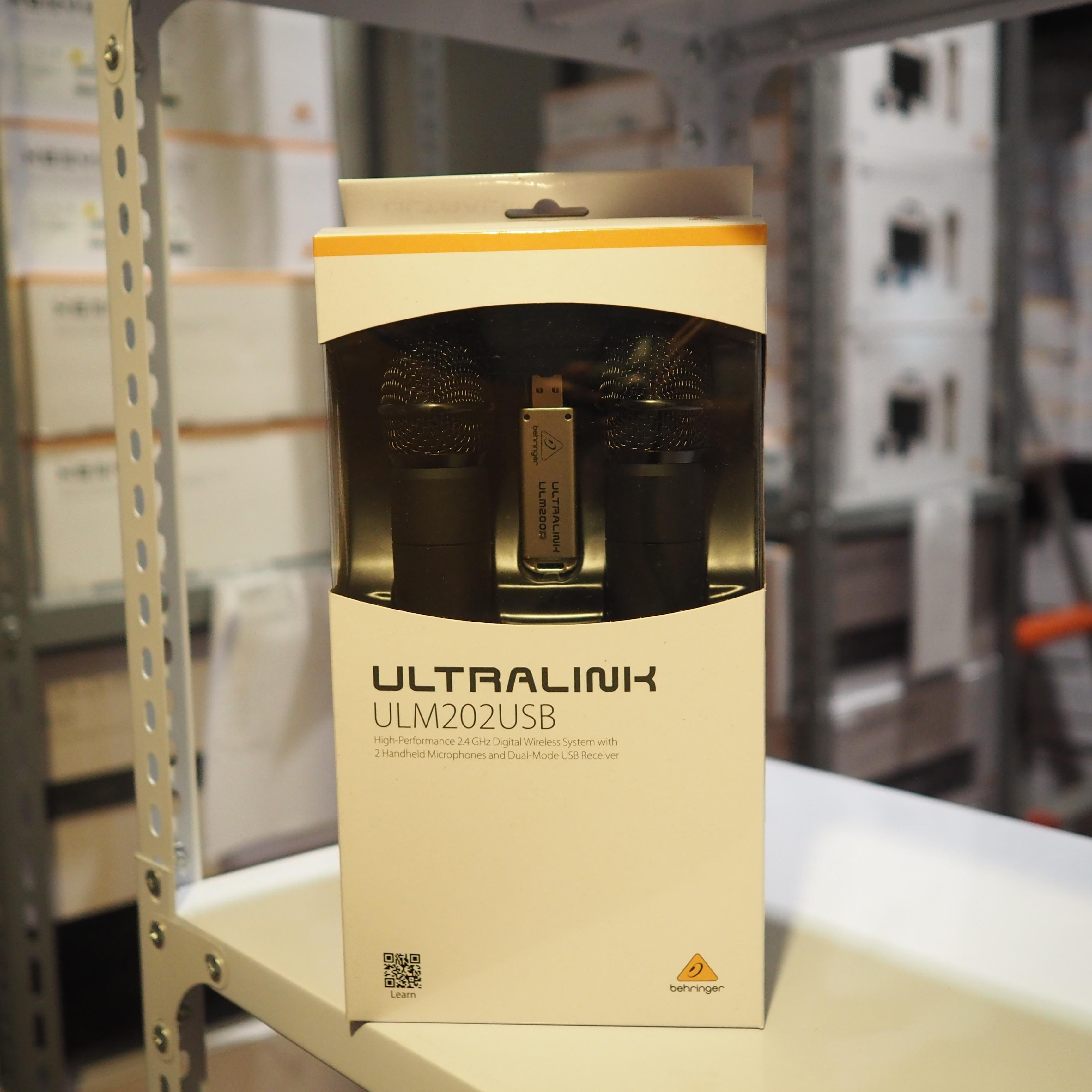 Behringer ULM202USB Wireless Microphone