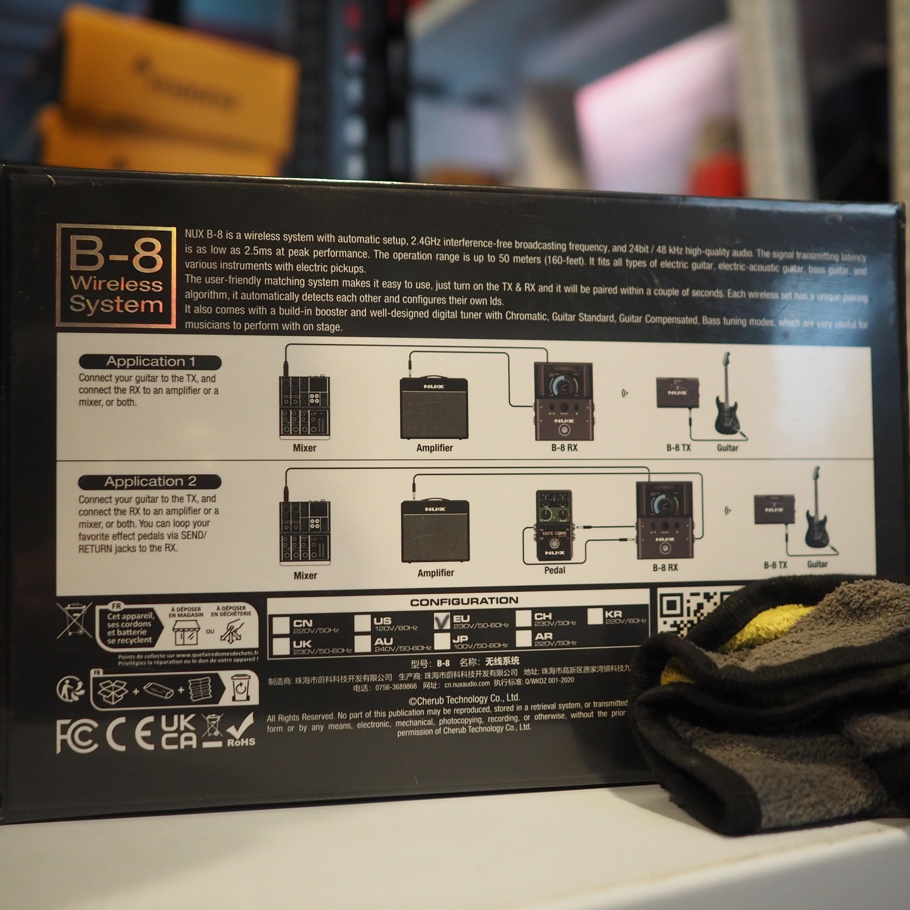 NUX B8 2.4Ghz Pedalboard Wireless System - Digital B-8 Gitar Bass