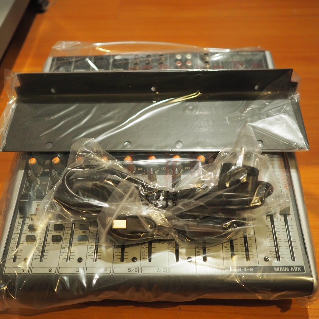 BEHRINGER X1622USB Premium 16 Audio Mixer with XENYX Mic Preamp | 1622