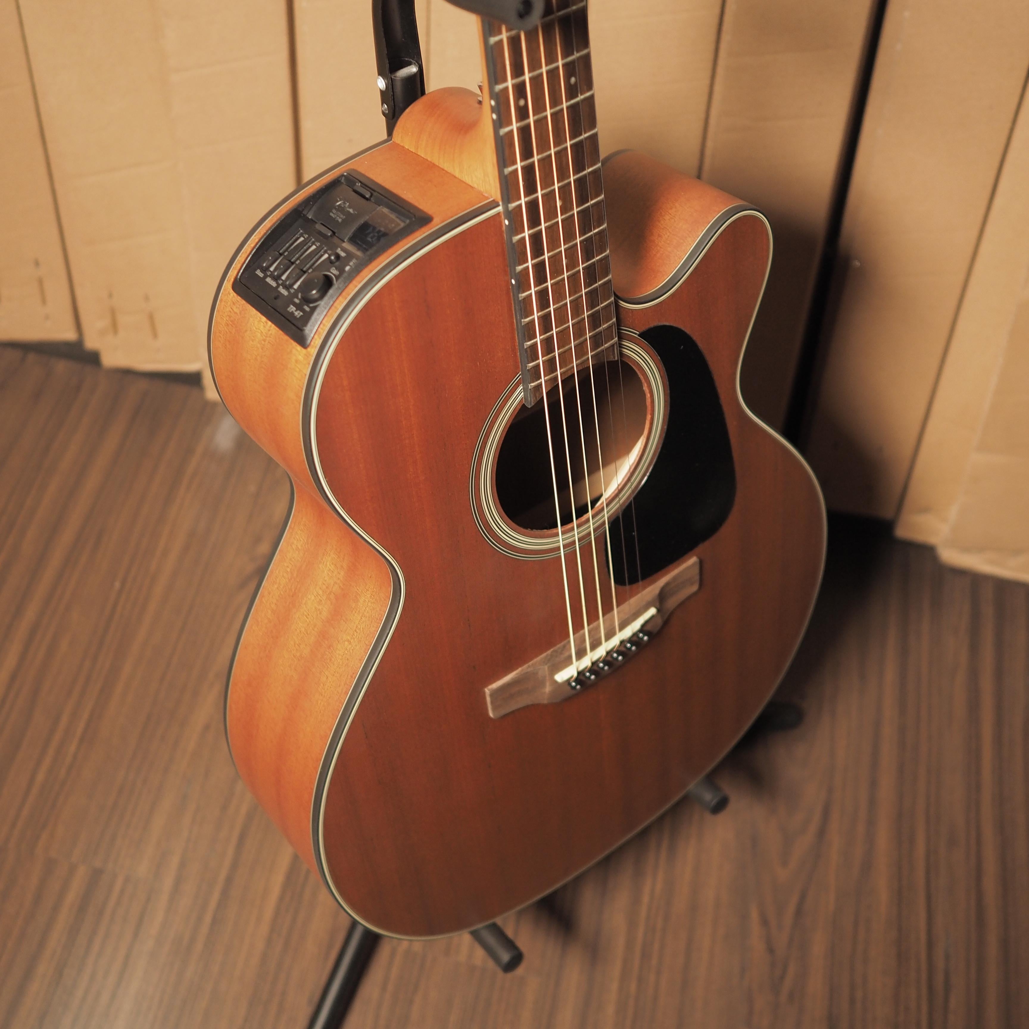 Takamine GN11MCE Nex Body Acoustic Electric Guitar - Gitar Akustik