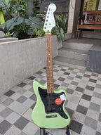 Squier Contemporary Active Jazzmaster HH Electric Guitar, Surf Pearl - Gitar Listrik